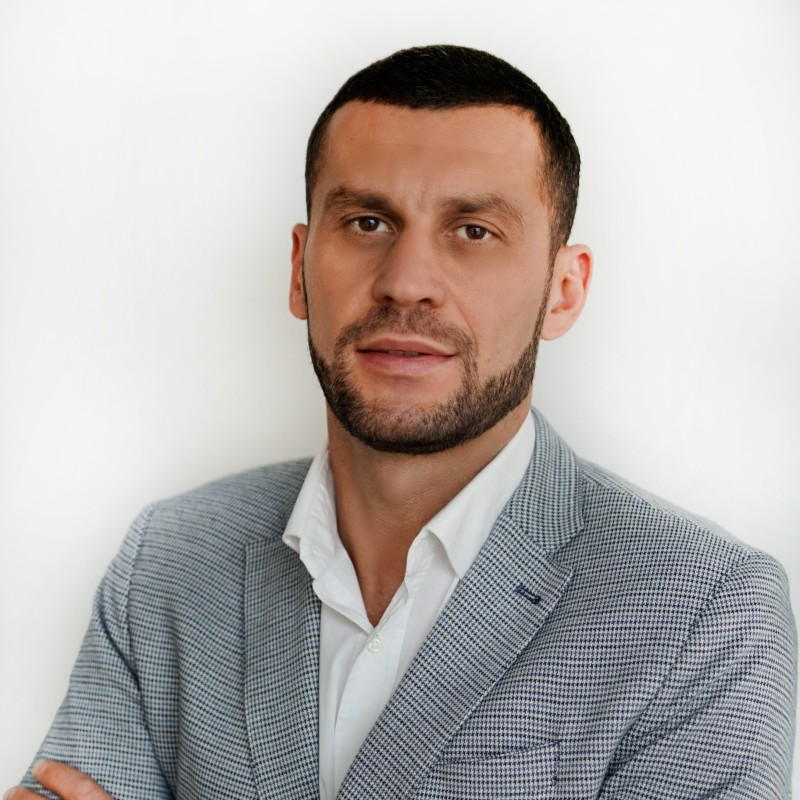 review img3 - Michał Nowak